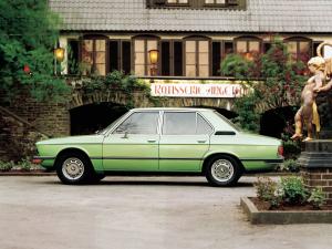 BMW 518 Sedan